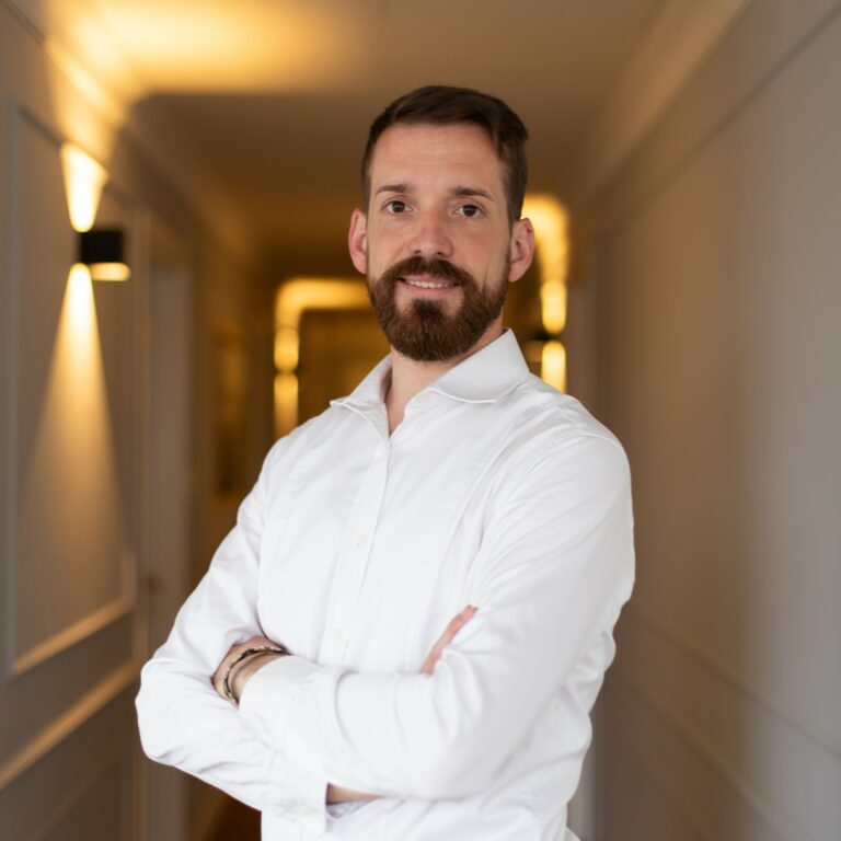 M. DOURADO